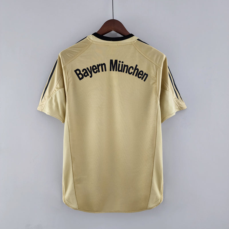 Retro Bayern Munich 04/05 - Away